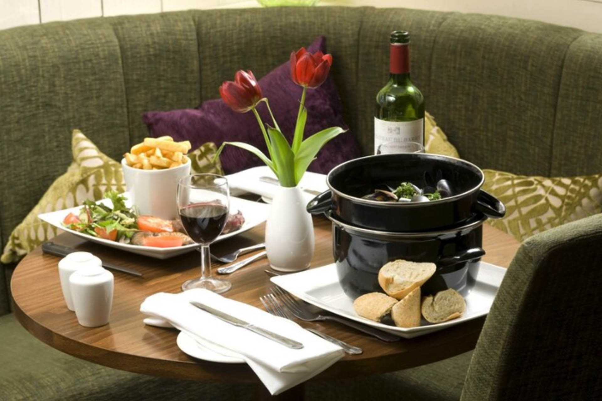 WEEKEND CARVERY