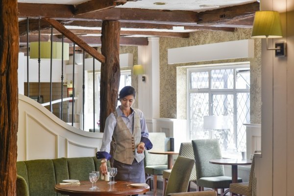 the charlecote pheasant hotel restaurant