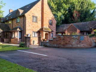 Exterior Clarion Charlecote Pheasant, Stratford-upon-Avon