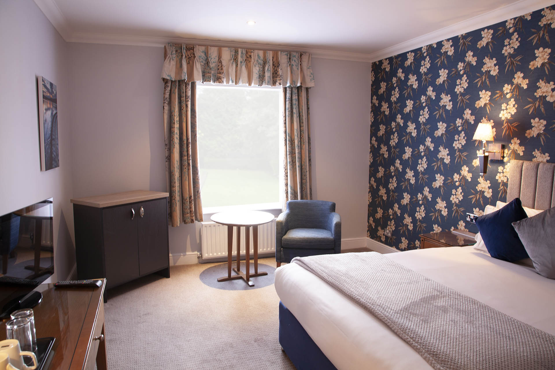 Standard Double Room 50 The Charlecote Pheasant Hotel