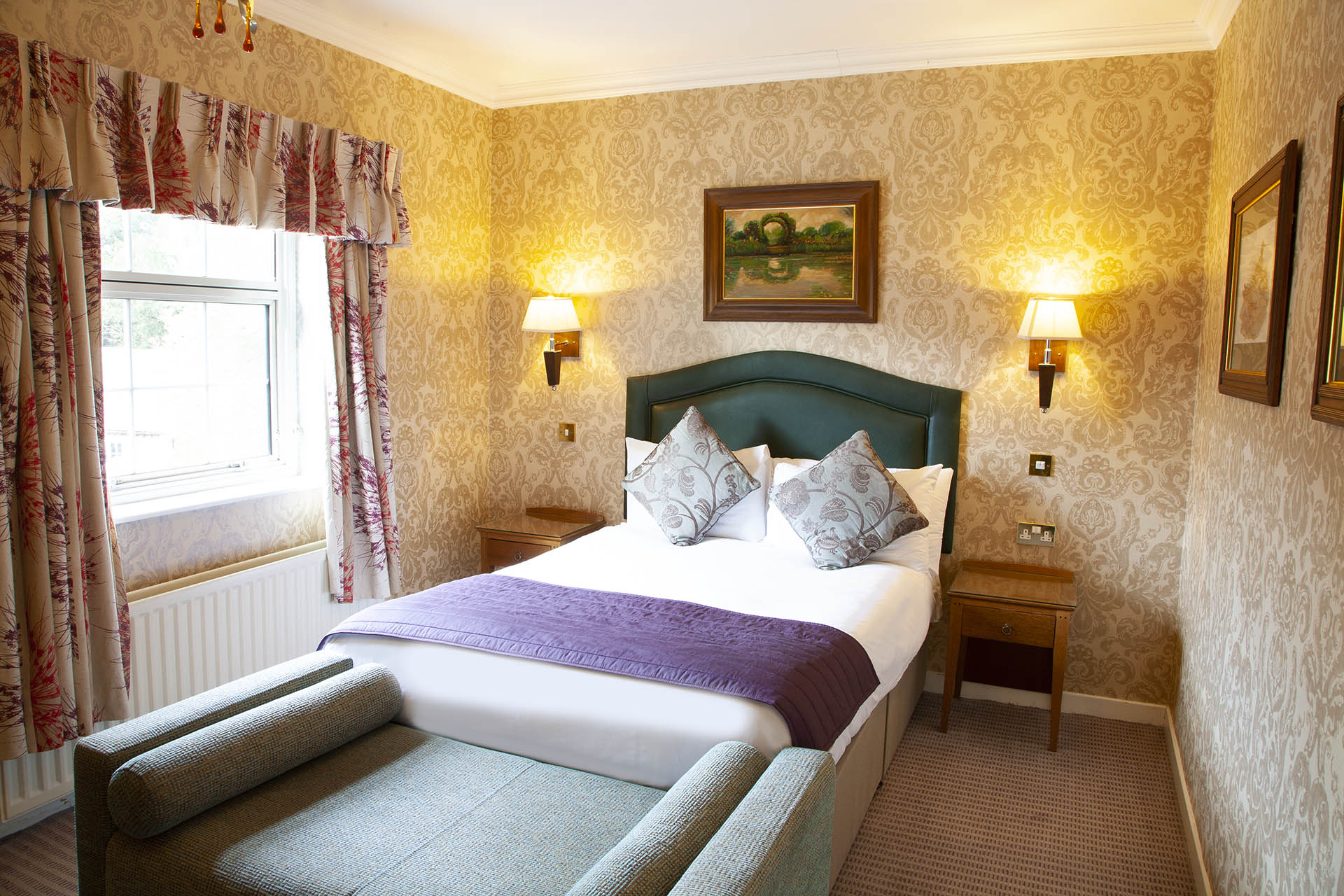 Superior Double Room 19 The Charlecote Pheasant Hotel