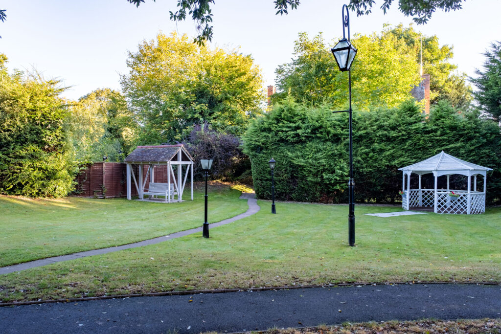 Outdoor space at Clarion Charlecote Pheasant