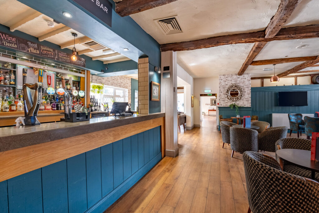 Bar at Clarion Hotel Charlecote Pheasant, Stratford-upon-Avon