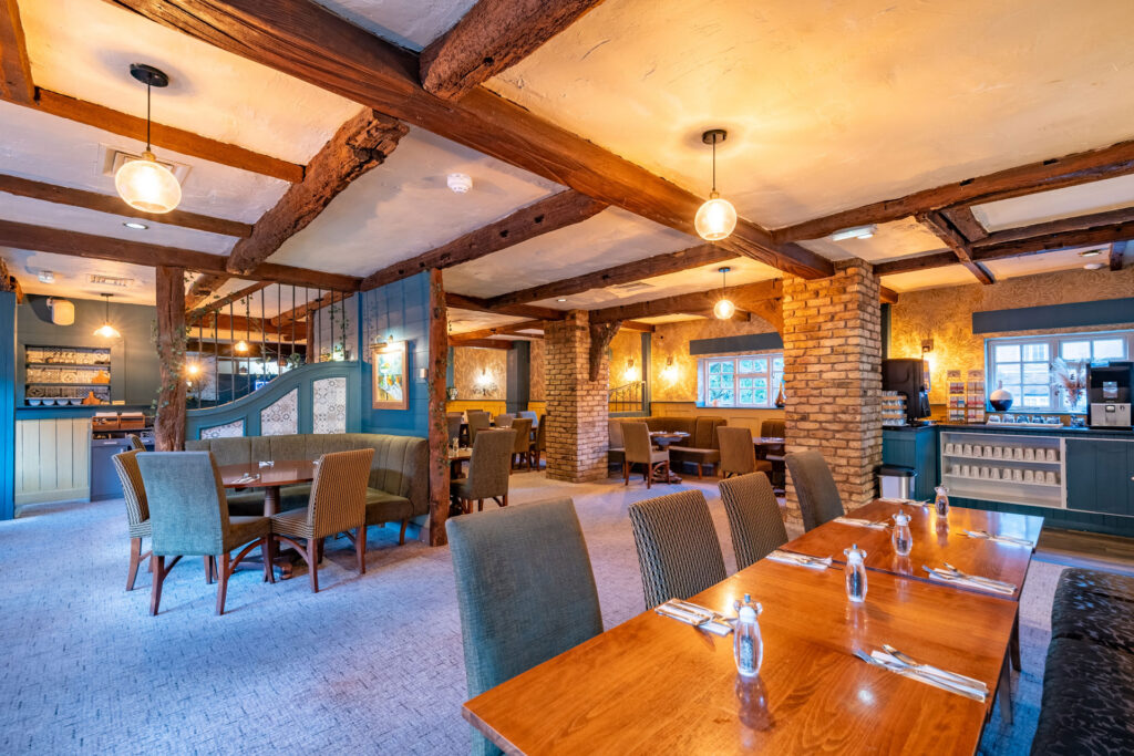 Restaurant at Clarion Hotel Charlecote Pheasant, Stratford-upon-Avon