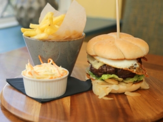 Burger Clarion Hotel Charlecote Pheasant
