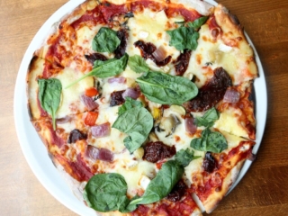 Pizza Clarion Hotel Charlecote Pheasant