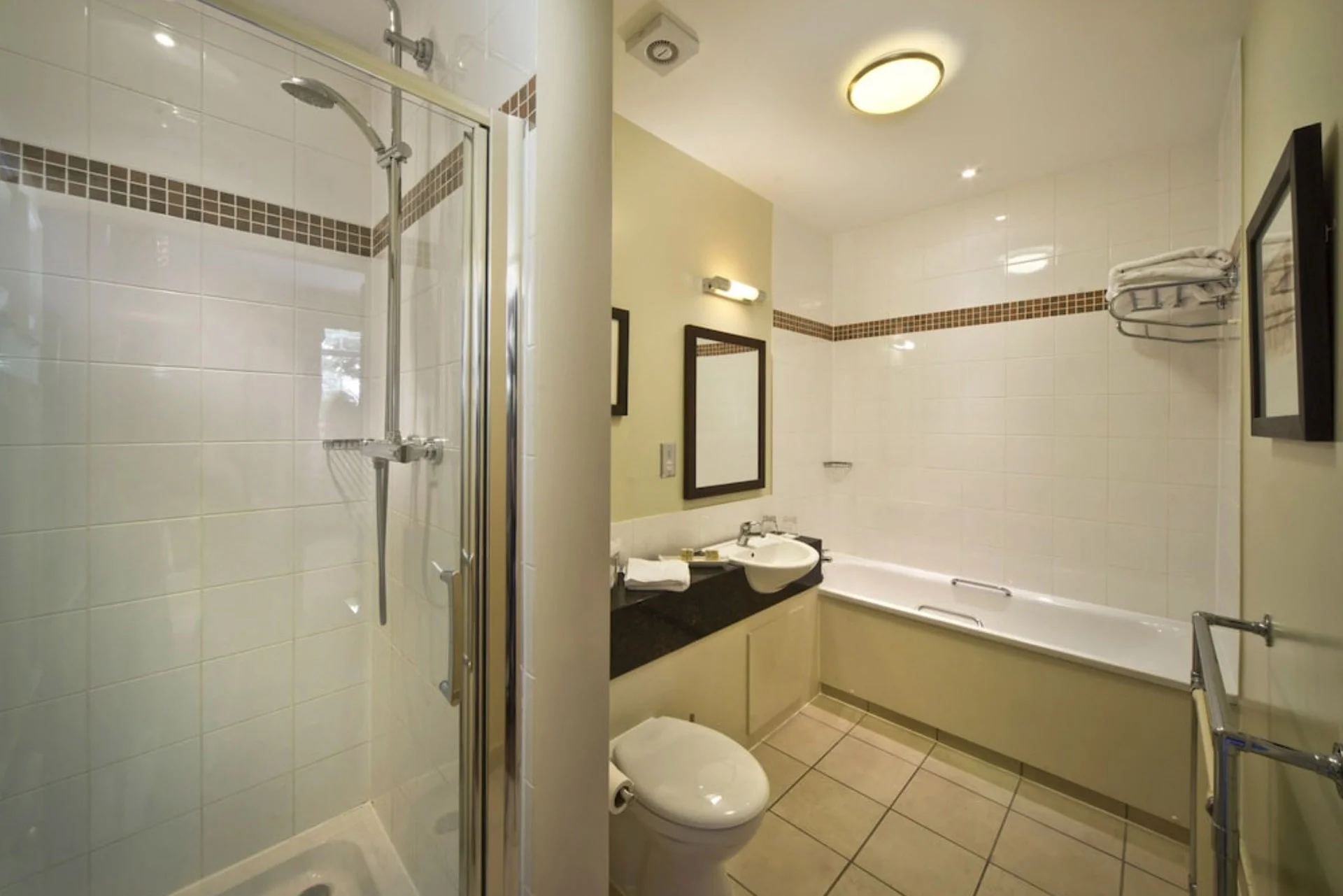 Enjoy a stay in an executive double room at Clarion Charlecote Pheasant